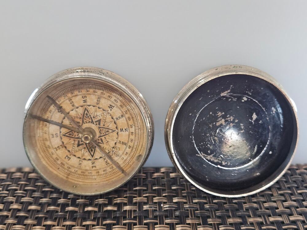 Antique silver plate unmarked Ross & Co. pocket compass